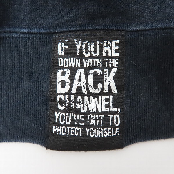 実際に弊社で買取させて頂いたBackChannel/バックチャンネル BKCNLロゴ プルオーバーパーカー ブラック系/Lの画像 8枚目