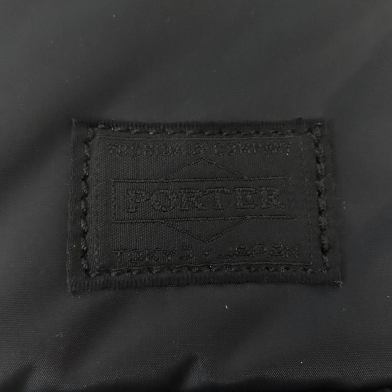 実際に弊社で買取させて頂いた【未使用】HEAD PORTER/ヘッドポーター BLACK BEAUTY マルチケースの画像 3枚目