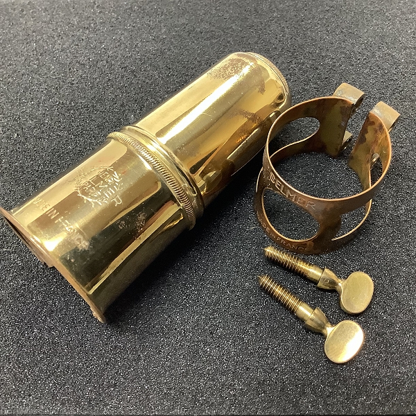 実際に弊社で買取させて頂いたSELMER/セルマー アルトサックス用 リガチャー＆キャップ ゴールドラッカー