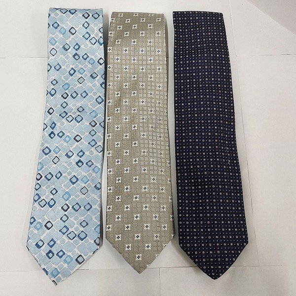実際に弊社で買取させて頂いたHUGO BOSS/ヒューゴボス ストライプ/ドット/フラワー柄等 ネクタイ おまとめ10本の画像 2枚目