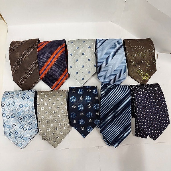 実際に弊社で買取させて頂いたHUGO BOSS/ヒューゴボス ストライプ/ドット/フラワー柄等 ネクタイ おまとめ10本