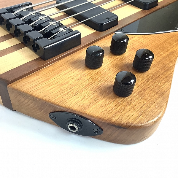 実際に弊社で買取させて頂いた★Epiphone/エピフォン T-Bird Pro 5/Thunderbird Pro V 2ND スルーネック 5弦 アクティブ エレキベースの画像 4枚目