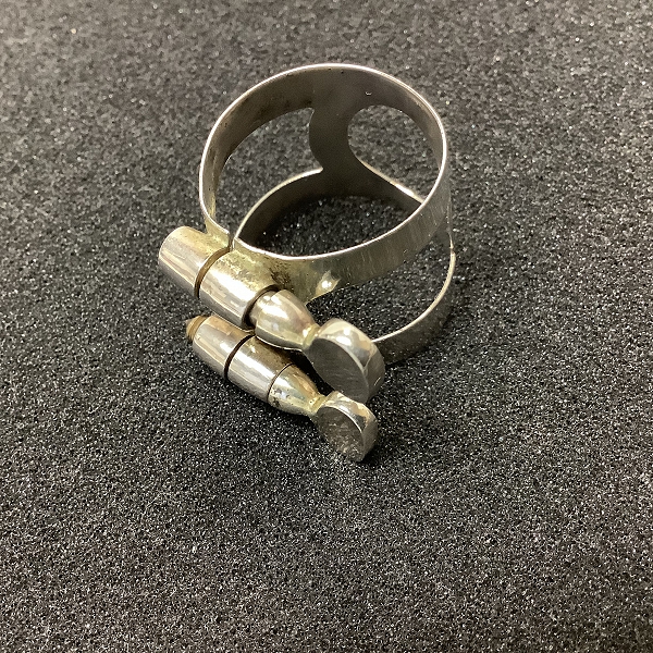 実際に弊社で買取させて頂いたSELMER/セルマー アルトサックス用 メタルキャップ/リガチャーの画像 5枚目