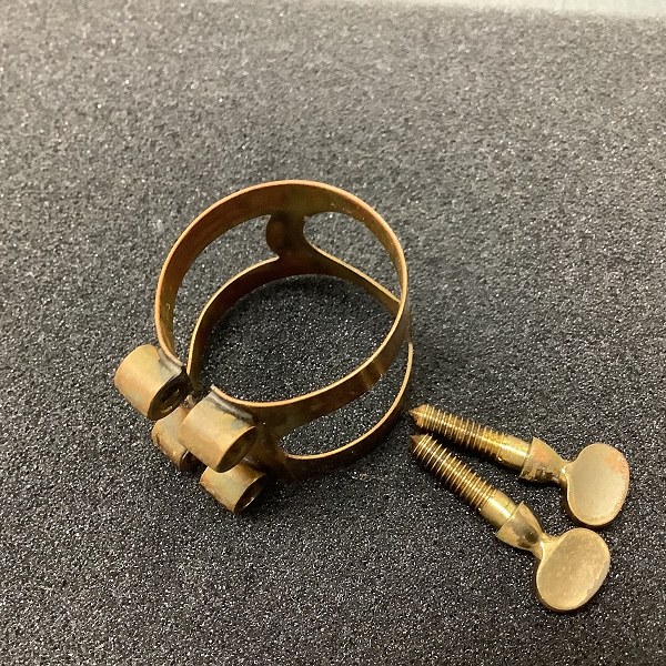 実際に弊社で買取させて頂いたSELMER/セルマー アルトサックス用 リガチャー＆キャップ ゴールドラッカーの画像 6枚目