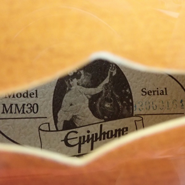 実際に弊社で買取させて頂いた★Epiphone/エピフォン MM-30 Mandolin/フラットマンドリン ハードケース付きの画像 4枚目