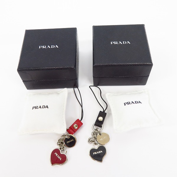 実際に弊社で買取させて頂いたPRADA/プラダ ハートチャーム ストラップ 2点セットの画像 4枚目