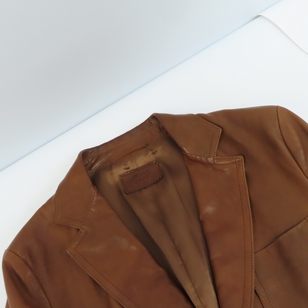 実際に弊社で買取させて頂いた【難有り】PRADA/プラダ レザー 2Bテーラードジャケット 48の画像 4枚目