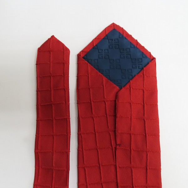 実際に弊社で買取させて頂いたGIVENCHY/ジバンシイ ネクタイ レッドの画像 4枚目