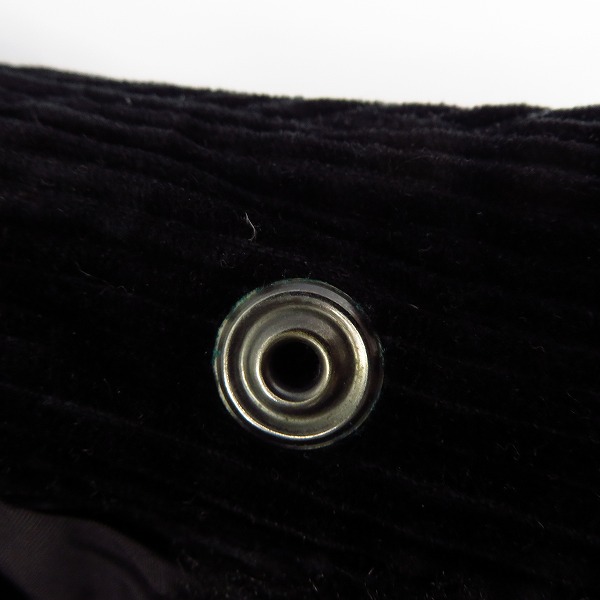 実際に弊社で買取させて頂いたBarbour/バブアー コーデュロイ襟 ジャケット/コート ブラック ピンズ付き 1702266/36の画像 3枚目
