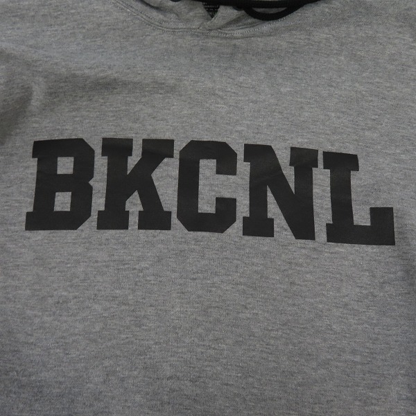 実際に弊社で買取させて頂いたBackChannel/バックチャンネル BKCNLロゴ プルオーバーパーカー グレー/Lの画像 4枚目