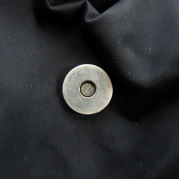 実際に弊社で買取させて頂いた【ジャンク】PRADA/プラダ VELA ミニバックパック/リュックサック ブラックの画像 5枚目