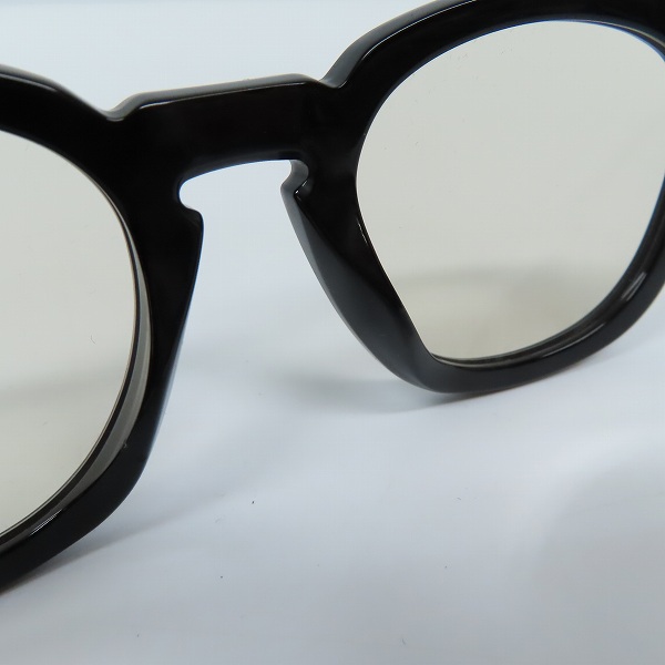 実際に弊社で買取させて頂いたGIVENCHY/ジバンシィ サイドロゴ メガネフレーム/アイウェア GV7058/Sの画像 4枚目