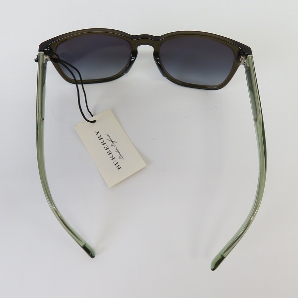 実際に弊社で買取させて頂いたBURBERRY/バーバリー サングラス/アイウェア B 4222-F 3010の画像 2枚目