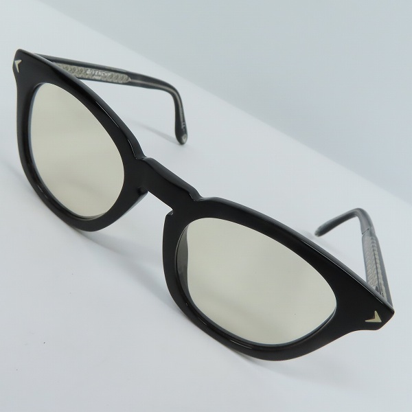 実際に弊社で買取させて頂いたGIVENCHY/ジバンシィ サイドロゴ メガネフレーム/アイウェア GV7058/S