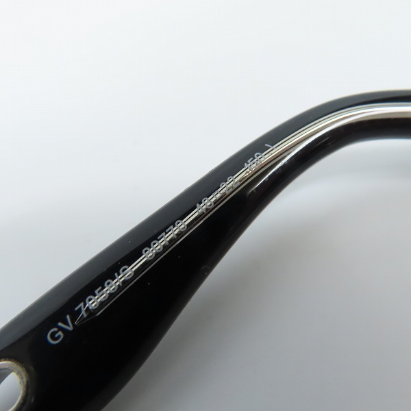 実際に弊社で買取させて頂いたGIVENCHY/ジバンシィ サイドロゴ メガネフレーム/アイウェア GV7058/Sの画像 6枚目