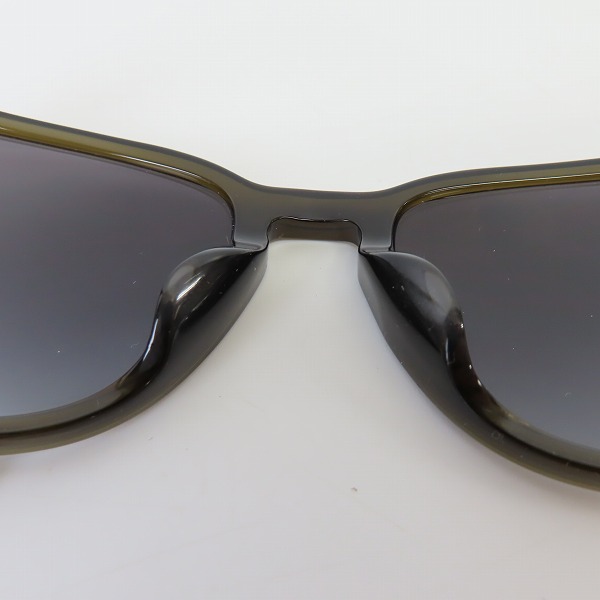 実際に弊社で買取させて頂いたBURBERRY/バーバリー サングラス/アイウェア B 4222-F 3010の画像 6枚目