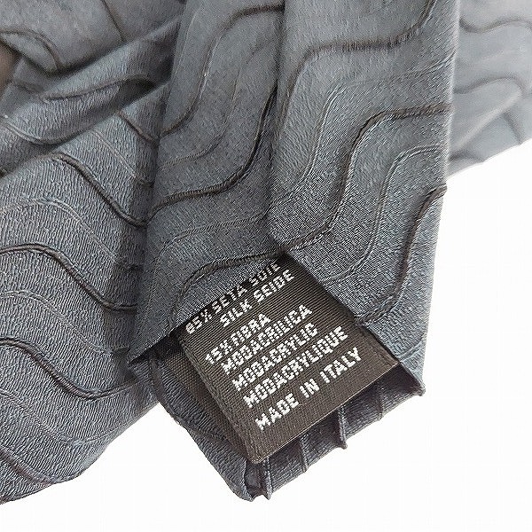 実際に弊社で買取させて頂いたHUGO BOSS/ヒューゴボス フラワー/スクエア/ストライプ柄等 ネクタイ おまとめ10本の画像 5枚目