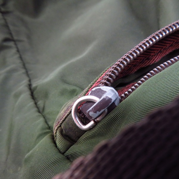 実際に弊社で買取させて頂いたPRADA/プラダ 三角ロゴプレート ナイロンハンドバッグ/ショルダーバッグ 2点セットの画像 8枚目