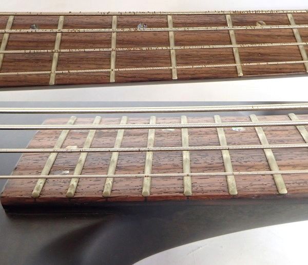 実際に弊社で買取させて頂いた★SCHECTER/シェクター STILETTO STUDIO 4 アクティブEMG HZ搭載 4弦エレキベース ギグケース付き の画像 3枚目