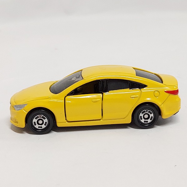 実際に弊社で買取させて頂いたTOMICA/トミカ MAZDA/マツダ ATENZA/アテンザ 黄 1/66 ミニカーの画像 3枚目