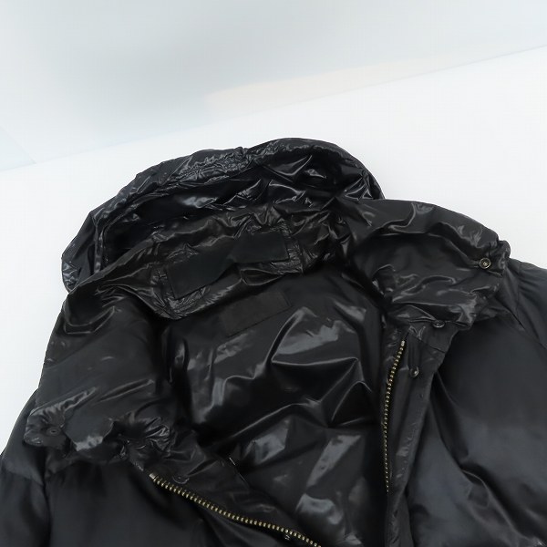 実際に弊社で買取させて頂いたL.G.B./ルグランブルー 背面ジップデザイン ダウンジャケット NHI/DOWN-MT/M CES0711/1の画像 5枚目