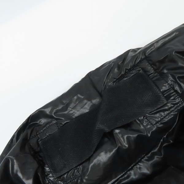 実際に弊社で買取させて頂いたL.G.B./ルグランブルー 背面ジップデザイン ダウンジャケット NHI/DOWN-MT/M CES0711/1の画像 6枚目