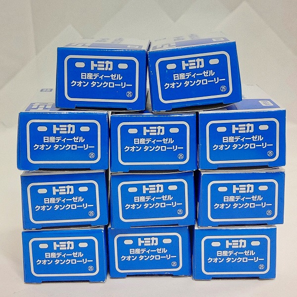 実際に弊社で買取させて頂いた【おまとめ11点】TOMICA/トミカ トミカ博 日産 ディーゼル クオン タンクローリー/非売品の画像 5枚目