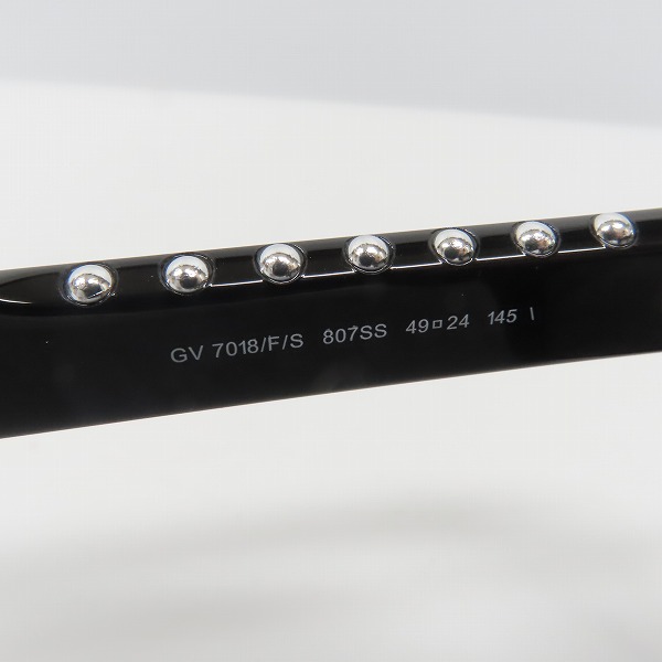 実際に弊社で買取させて頂いたGIVENCHY/ジバンシィ スタッズ ミラーレンズ サングラス GV 7018の画像 6枚目