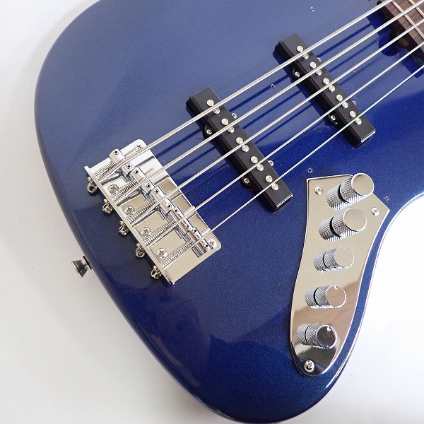 実際に弊社で買取させて頂いた★Bacchus/バッカス 型番不明 アクティブ5弦ベース マッチングヘッド ソフトケース付の画像 5枚目