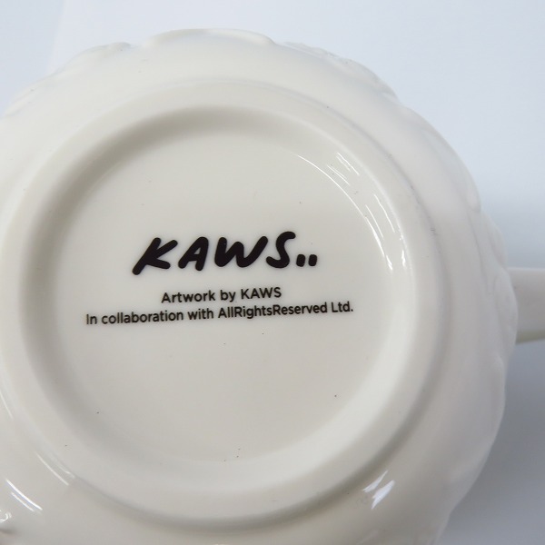 実際に弊社で買取させて頂いたKAWS×AllRightsReserved/カウズ×オールライツリザーブド 1000個限定 カウズ ティーポット ホワイトの画像 3枚目