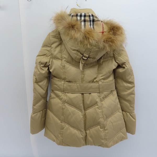 実際に弊社で買取させて頂いたBURBERRY LONDON BLUE LABEL/バーバリーロンドンブルーレーベル ダウンジャケット/38の画像 1枚目