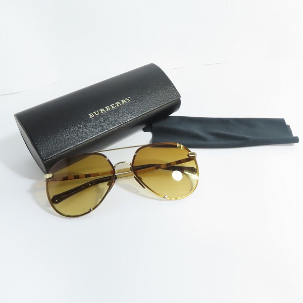 実際に弊社で買取させて頂いたBURBERRY/バーバリー  ティアドロップサングラス B3099 1145の画像 8枚目