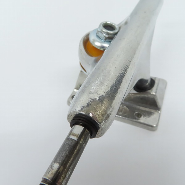 実際に弊社で買取させて頂いたINDEPENDENT/インディペンデント 144 stage 11 Polished standard スケートボードトラックの画像 5枚目
