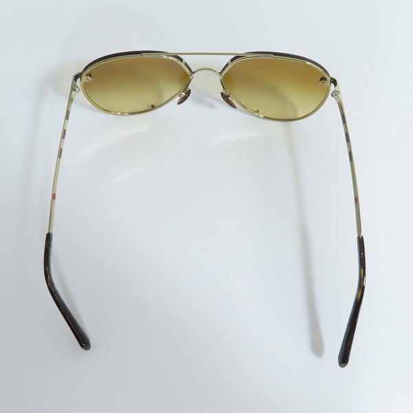 実際に弊社で買取させて頂いたBURBERRY/バーバリー  ティアドロップサングラス B3099 1145の画像 3枚目