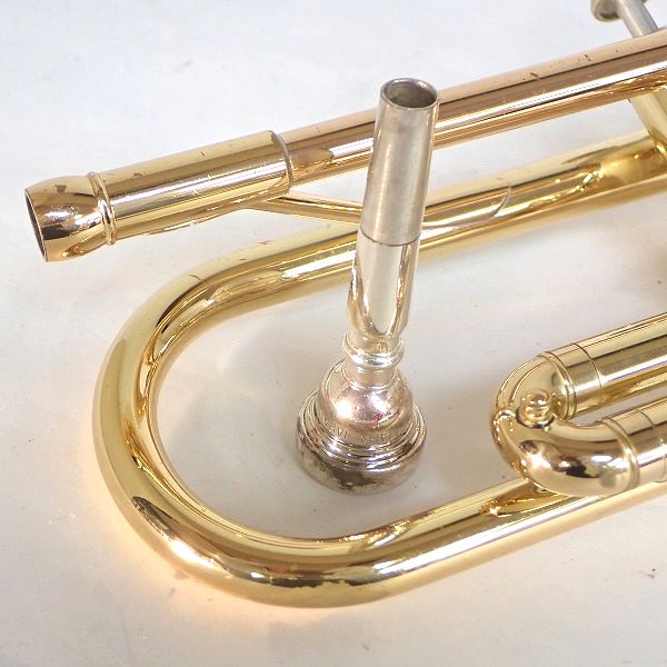 実際に弊社で買取させて頂いたYAMAHA/ヤマハ YTR-1335/YTR1335 トランペット ゴールド ハードケース付き の画像 8枚目