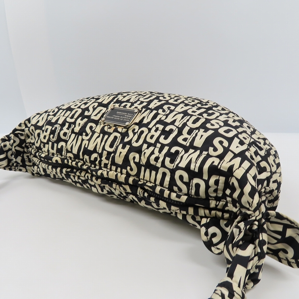 実際に弊社で買取させて頂いたMARC BY MARC JACOBS/マークバイマークジェイコブス ロゴ総柄ショルダーバッグの画像 2枚目