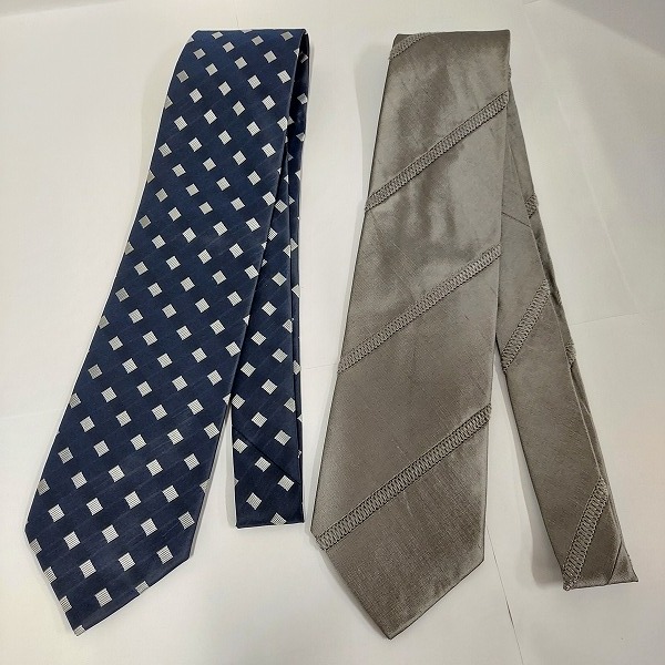 実際に弊社で買取させて頂いたHUGO BOSS/ヒューゴ ボス 斜めストライプ/スクエア柄 ネクタイ おまとめ6点の画像 3枚目