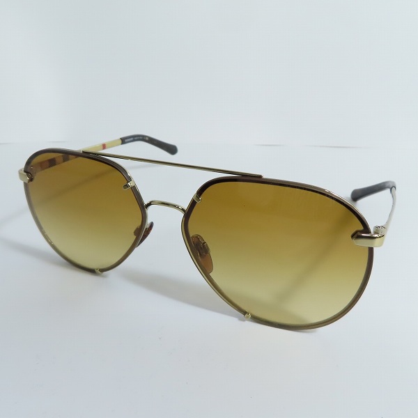実際に弊社で買取させて頂いたBURBERRY/バーバリー  ティアドロップサングラス B3099 1145