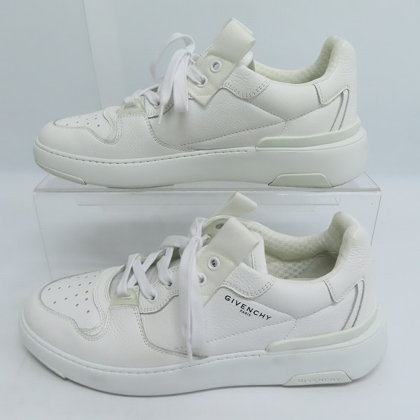 実際に弊社で買取させて頂いたGIVENCHY/ジバンシィ WING LOW SNEAKER レザーローカットスニーカー BH002KH0KP/41の画像 3枚目
