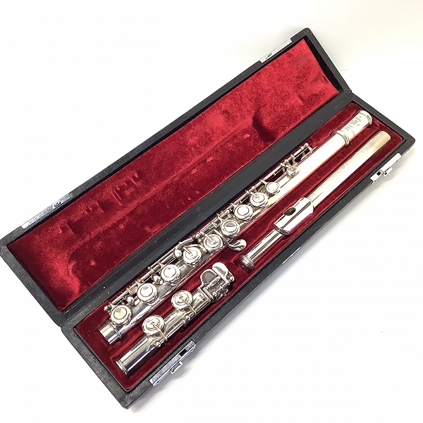 実際に弊社で買取させて頂いたYAMAHA/ヤマハ YFL451 頭部管銀製 Eメカ フルート ケース付き