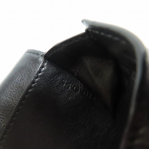 実際に弊社で買取させて頂いたCeline/セリーヌ リザード ラージストラップウォレット 長財布 10B634BG3.38NOの画像 4枚目