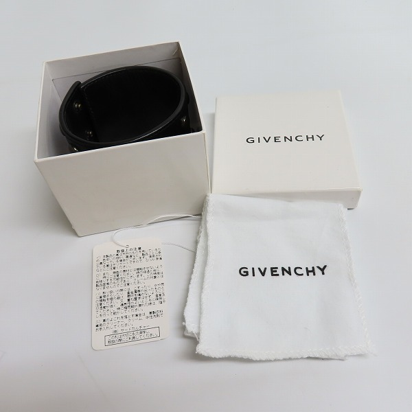 実際に弊社で買取させて頂いたGIVENCHY ジバンシィ スター スタッズ レザー ブレスレット の画像 7枚目
