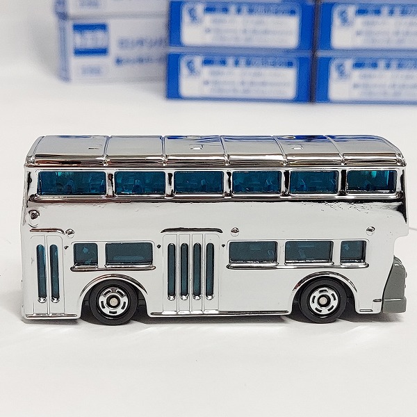 実際に弊社で買取させて頂いた【おまとめ36点】TOMICA/トミカ ロンドンバス 銀メッキバージョン/非売品の画像 3枚目