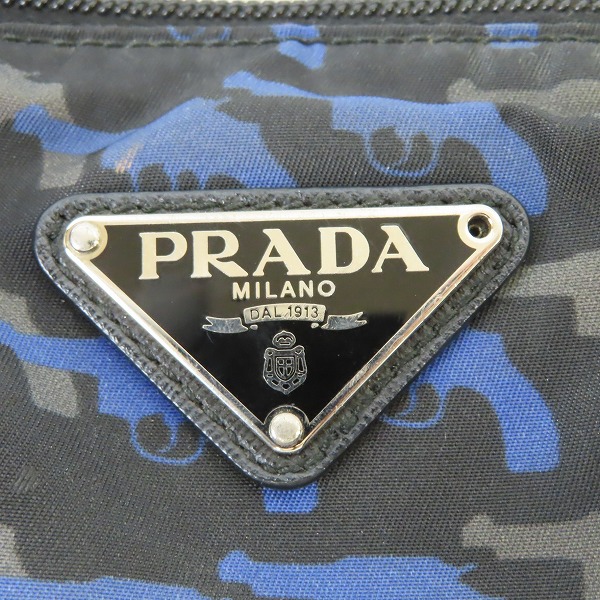 実際に弊社で買取させて頂いた【難有り】PRADA/プラダ TESSUTO STAMPAT ピストル総柄 三角ロゴプレートトートバッグ B4696Pの画像 5枚目
