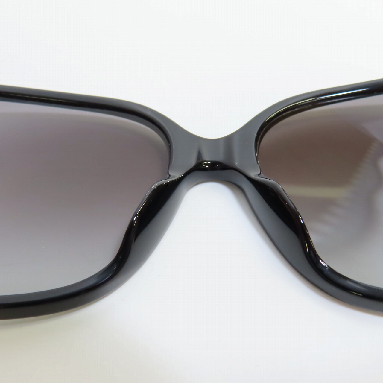 実際に弊社で買取させて頂いたBVLGARI/ブルガリ サングラス 8125-H の画像 6枚目
