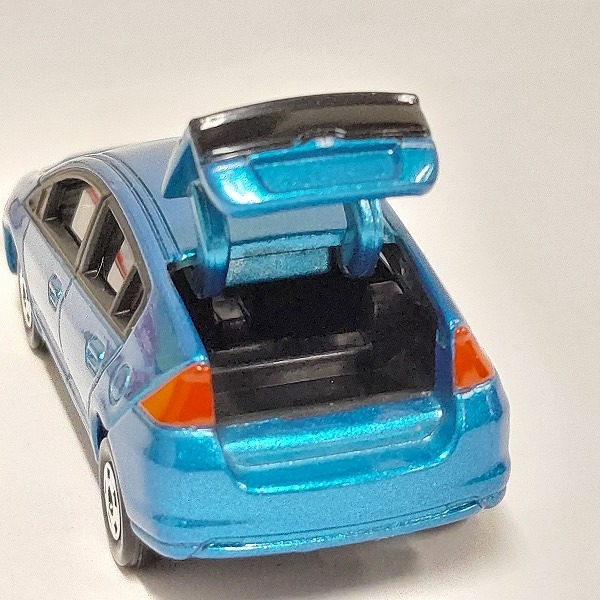 実際に弊社で買取させて頂いたTOMICA/トミカ ホンダ インサイト/日産 ジューク ミニカー 2点セットの画像 5枚目