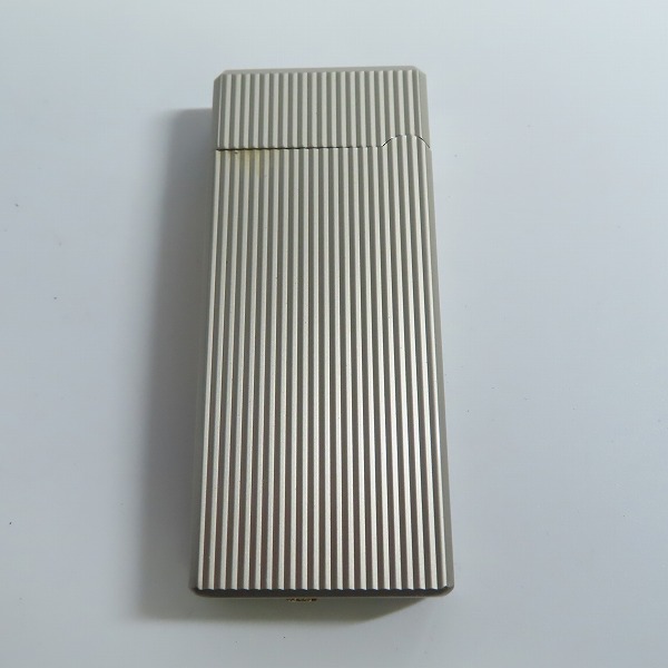 実際に弊社で買取させて頂いたGIVENCHY/ジバンシー ガスライター シルバー/ゴールドの画像 2枚目