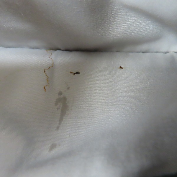 実際に弊社で買取させて頂いたLACOSTE/ラコステ ラウンドジップ/ファスナー ウォレット/財布の画像 5枚目