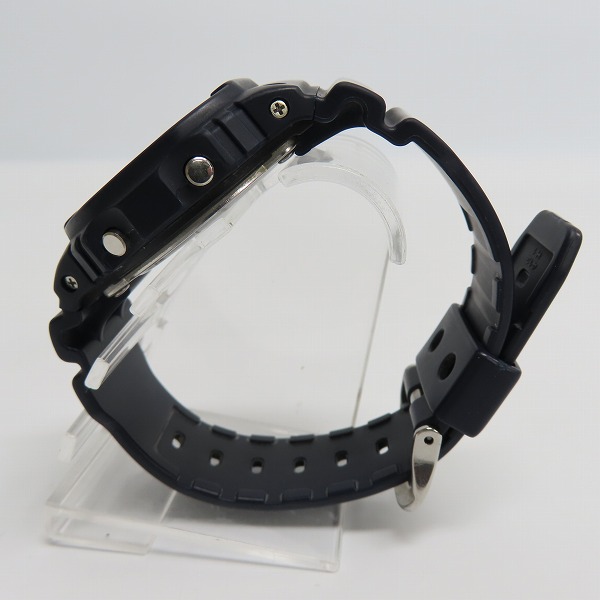実際に弊社で買取させて頂いたG-SHOCK×BEAMS/Gショック×ビームス コラボモデル 腕時計 ネイビー DW-5600BE-2JRの画像 1枚目