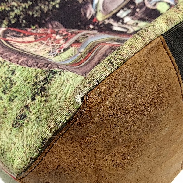 実際に弊社で買取させて頂いたPaul Smith/ポールスミス TRIUMPH 転写 ショルダーバッグの画像 8枚目